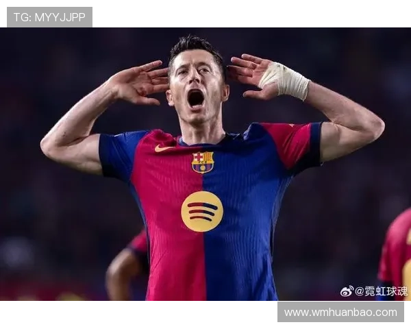 巴萨官方确认莱万大腿肌肉撕裂预计休战数周球队进攻面临新考验 巴萨官方确认莱万大腿肌肉撕裂预计休战数周球队进攻面临新考验