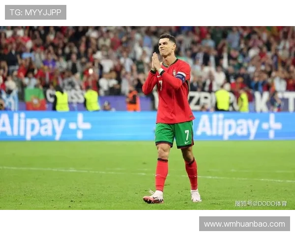沙特杯赛出局 C罗愤怒离场 仅短暂交流后回更衣室